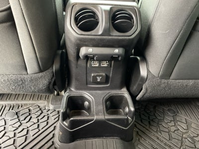 2019 Jeep Wrangler Sahara