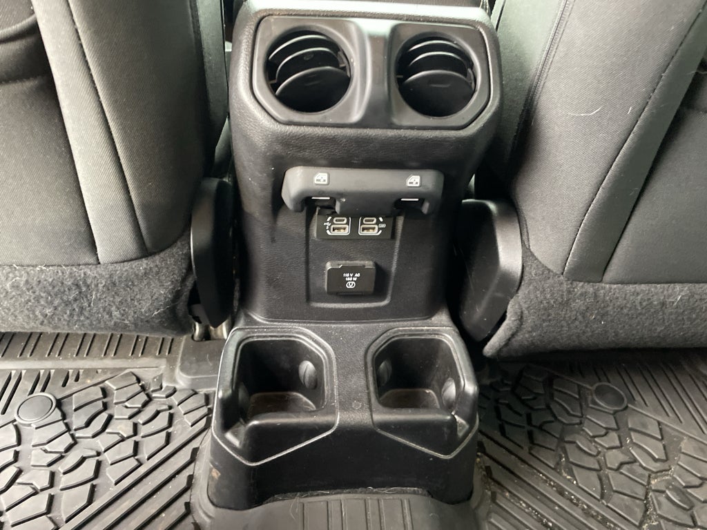 2019 Jeep Wrangler Sahara