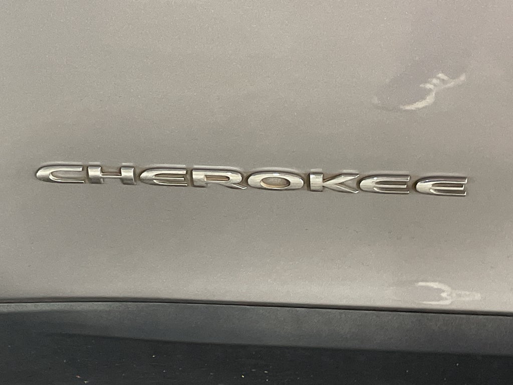 2019 Jeep Cherokee Limited FWD