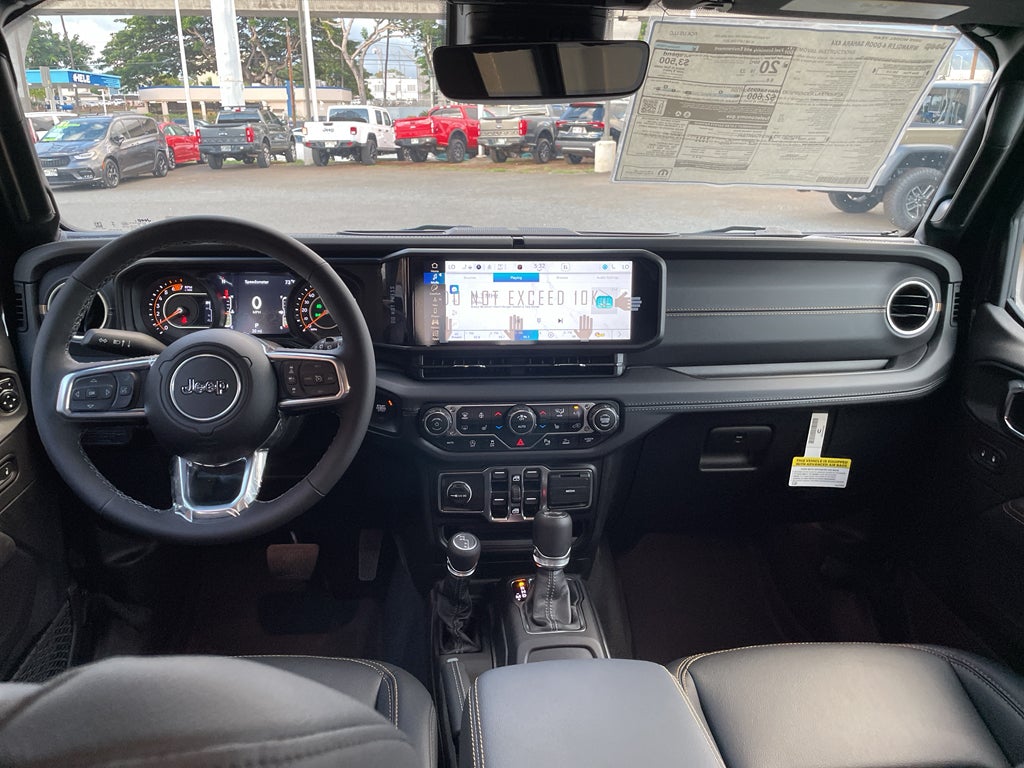 2025 Jeep Wrangler 4-Door Sahara 4x4