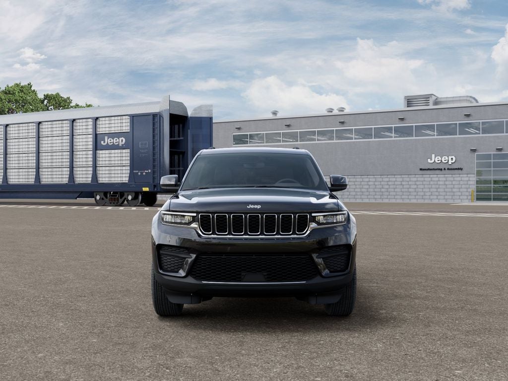 2026 Jeep Grand Cherokee GRAND CHEROKEE LAREDO 4X2