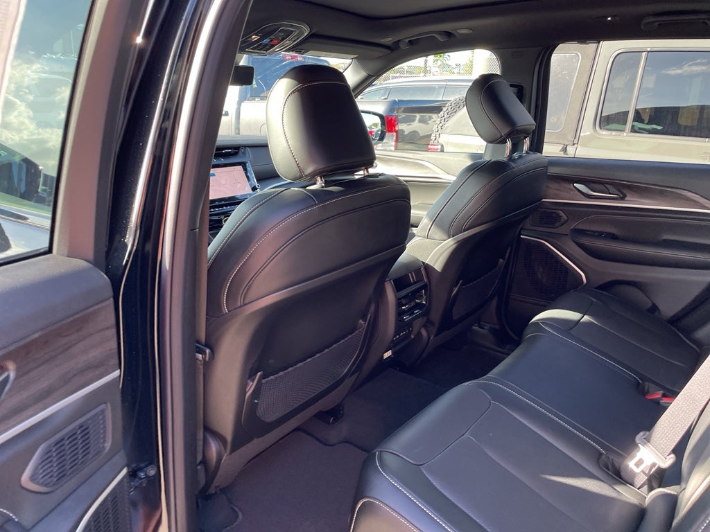 2026 Jeep Grand Cherokee GRAND CHEROKEE LIMITED RESERVE 4X4