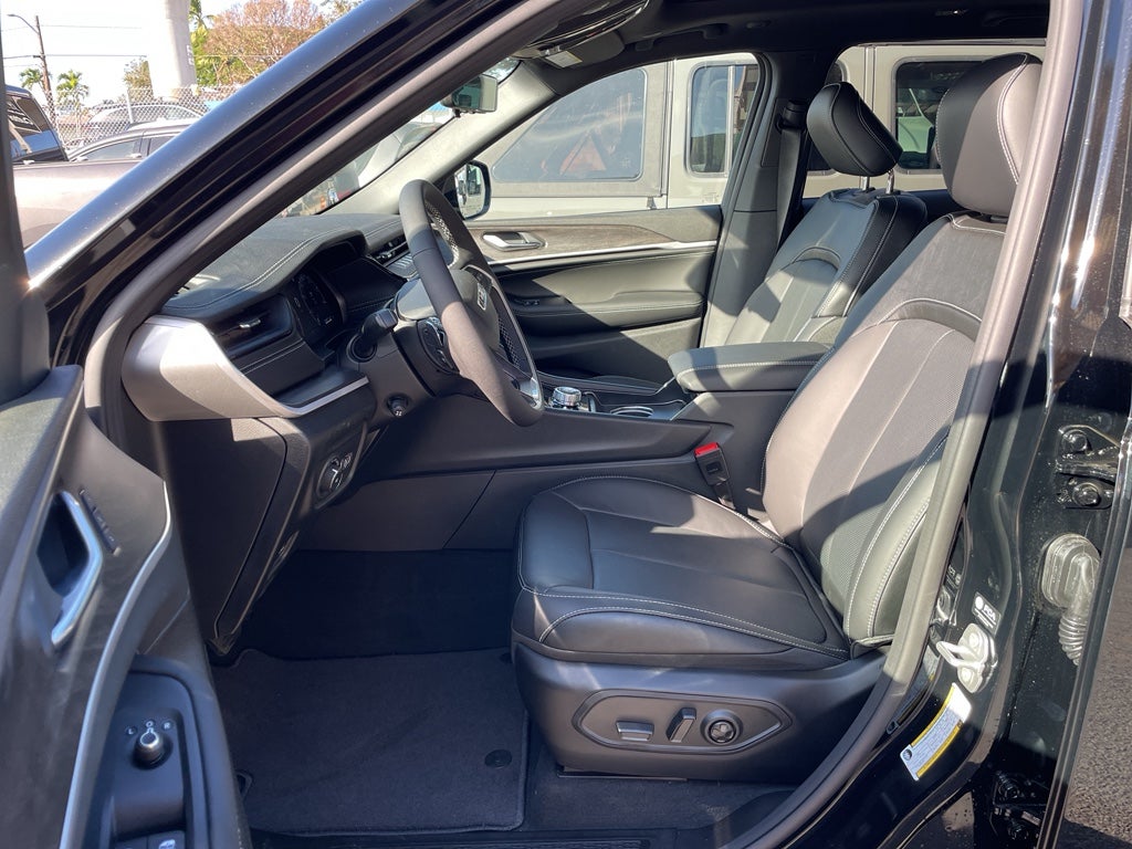 2026 Jeep Grand Cherokee GRAND CHEROKEE LIMITED RESERVE 4X4