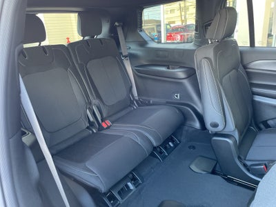 2025 Jeep Grand Cherokee GRAND CHEROKEE L LAREDO X 4X2