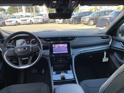 2025 Jeep Grand Cherokee GRAND CHEROKEE L LAREDO X 4X2