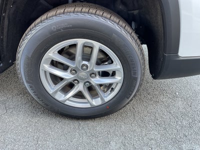 2025 Jeep Grand Cherokee GRAND CHEROKEE L LAREDO X 4X2