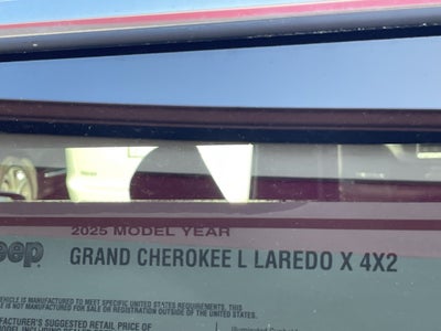 2025 Jeep Grand Cherokee GRAND CHEROKEE L LAREDO X 4X2