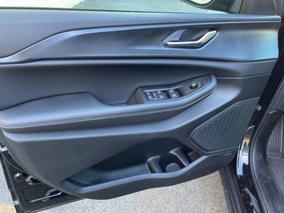 2025 Jeep Grand Cherokee GRAND CHEROKEE L LAREDO X 4X2