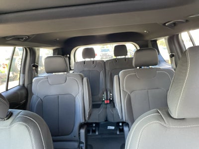 2025 Jeep Grand Cherokee GRAND CHEROKEE L LAREDO X 4X2