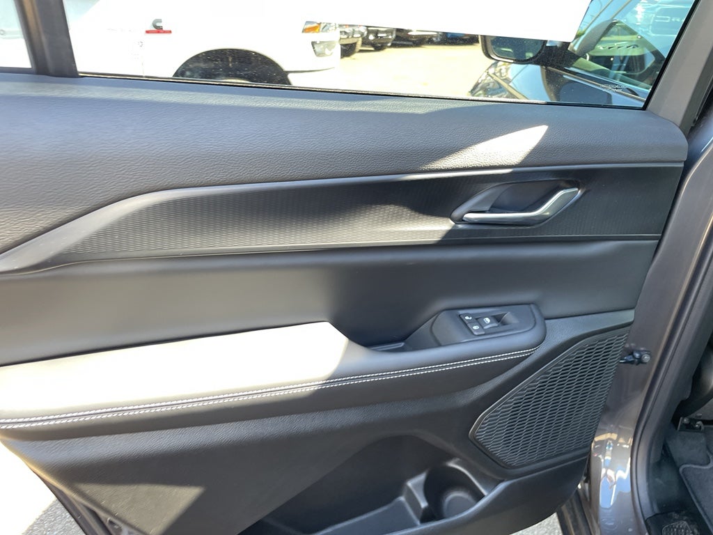 2025 Jeep Grand Cherokee GRAND CHEROKEE L LAREDO X 4X2