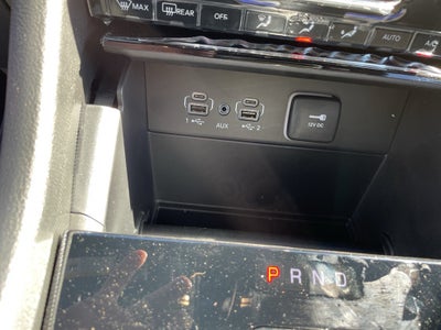 2025 Jeep Grand Cherokee GRAND CHEROKEE L LAREDO X 4X2