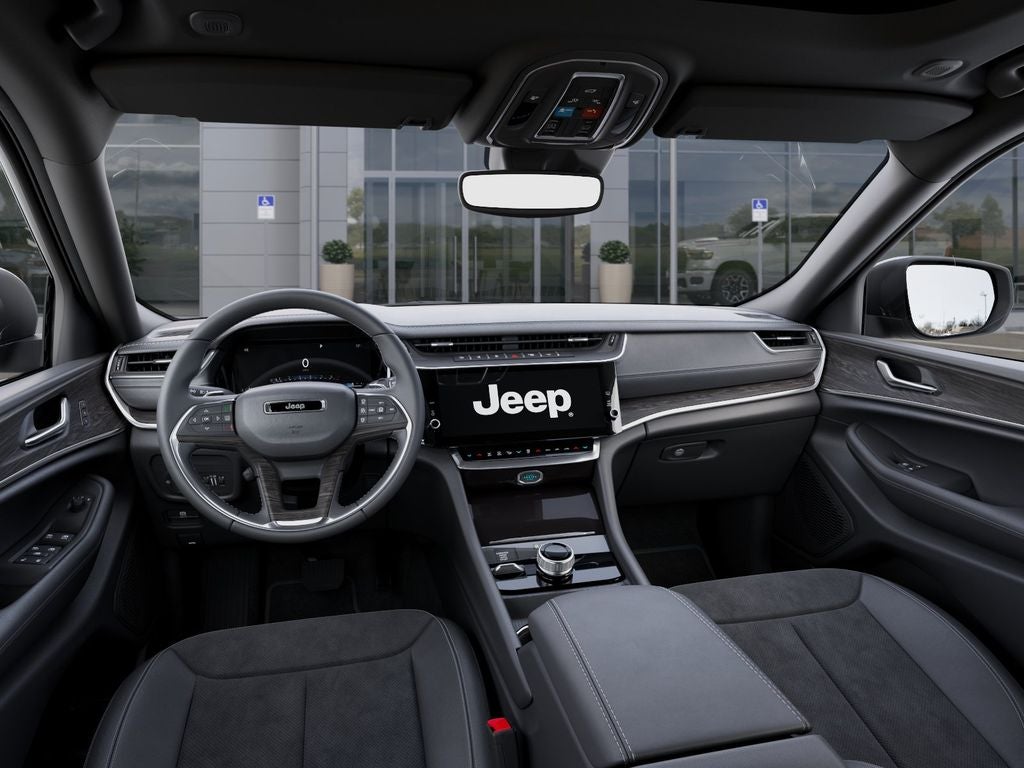 2026 Jeep Grand Cherokee GRAND CHEROKEE L LAREDO ALTITUDE 4X2