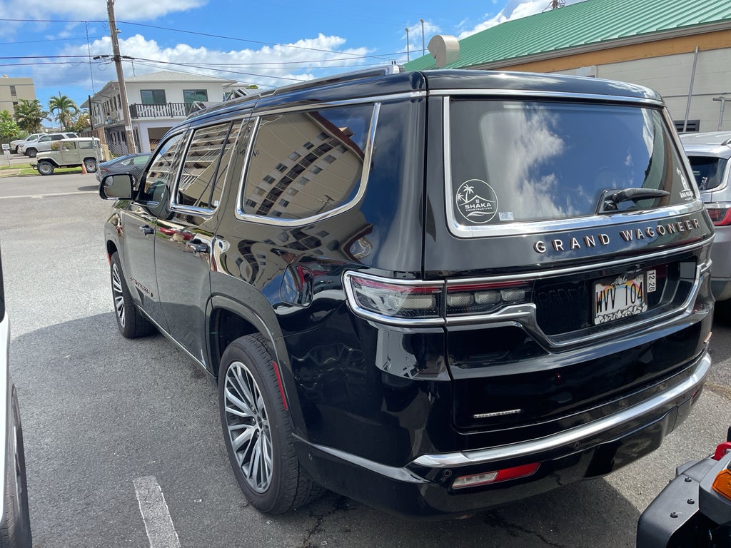2022 Jeep Grand Wagoneer Series III