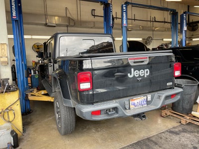 2022 Jeep Gladiator Overland