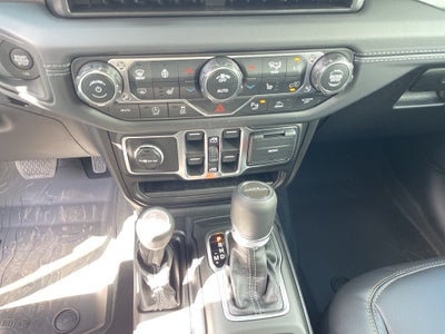 2026 Jeep Gladiator GLADIATOR SAHARA 4X4