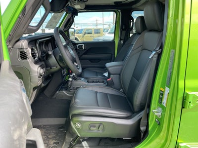 2026 Jeep Gladiator GLADIATOR SAHARA 4X4