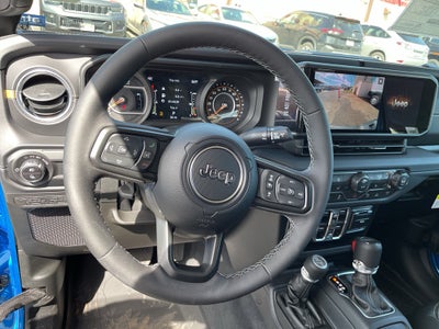 2026 Jeep Gladiator GLADIATOR SAHARA 4X4