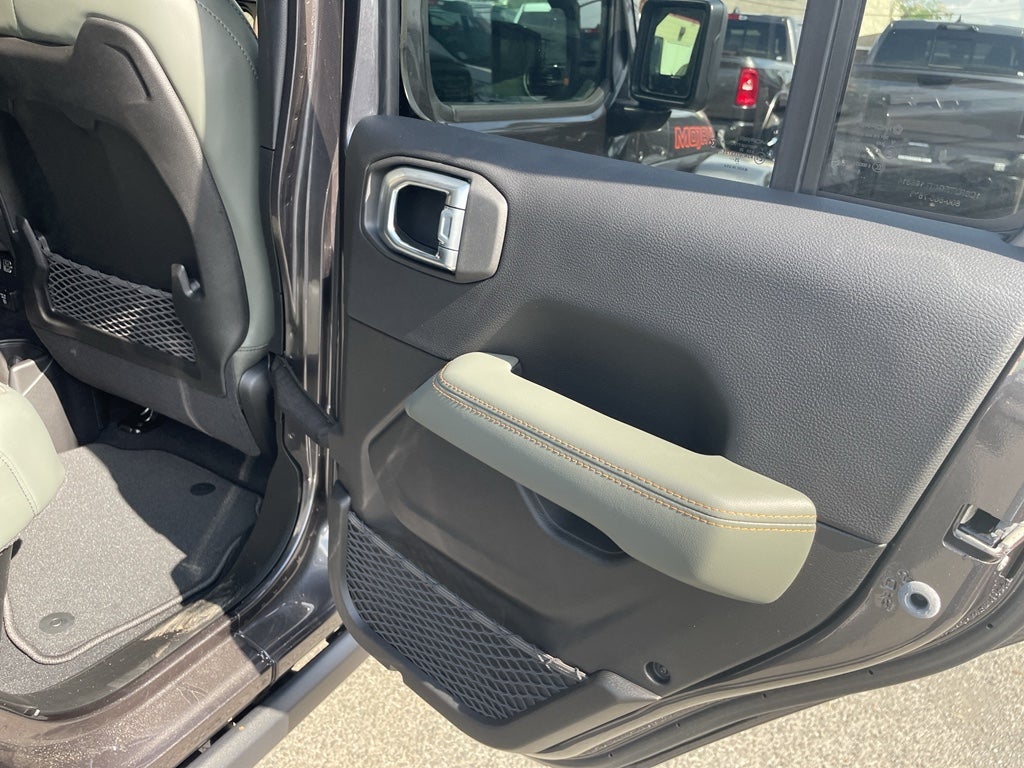 2026 Jeep Gladiator GLADIATOR MOJAVE X 4X4