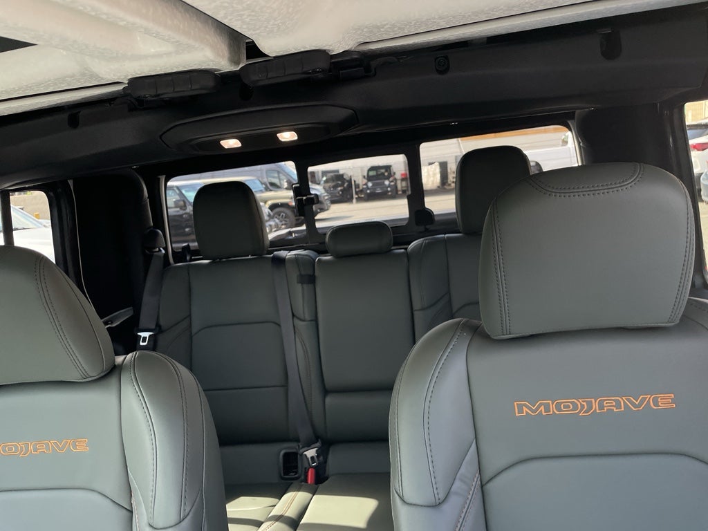 2026 Jeep Gladiator GLADIATOR MOJAVE X 4X4