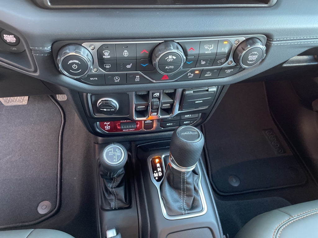 2026 Jeep Gladiator GLADIATOR MOJAVE X 4X4