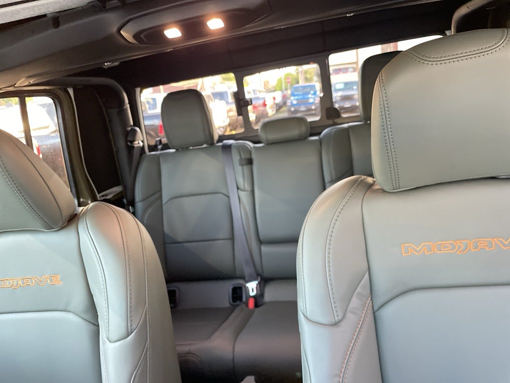 2026 Jeep Gladiator GLADIATOR MOJAVE X 4X4