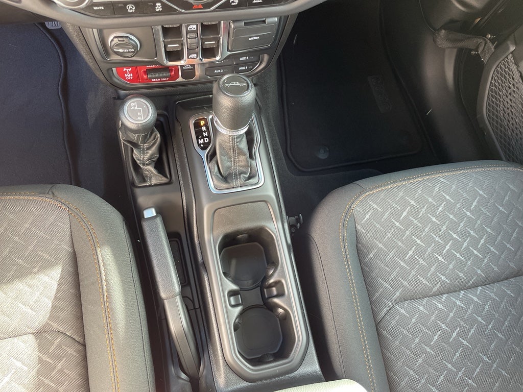 2026 Jeep Gladiator GLADIATOR MOJAVE 4X4