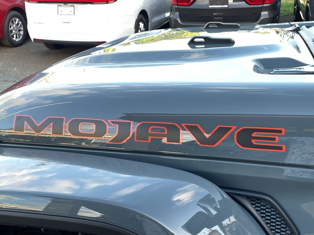 2026 Jeep Gladiator GLADIATOR MOJAVE X 4X4