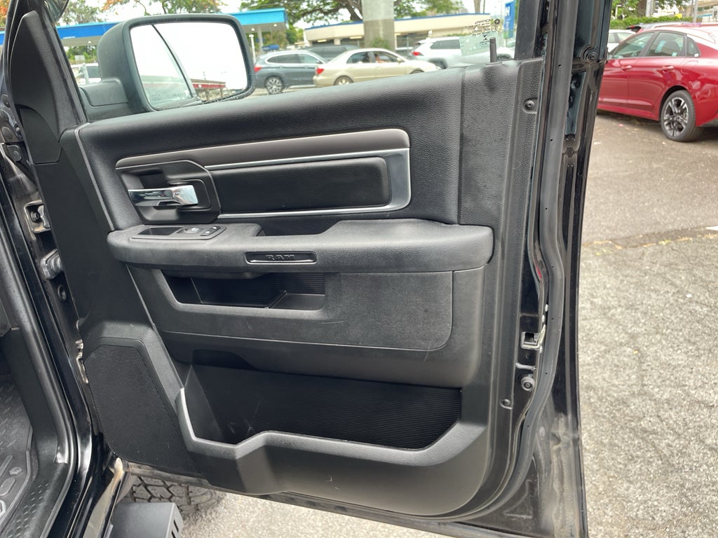 2021 RAM 1500 Classic Warlock Quad Cab 4x4 6'4' Box