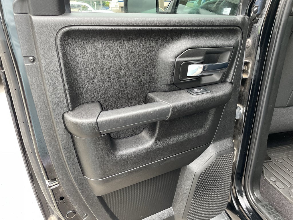 2021 RAM 1500 Classic Warlock Quad Cab 4x4 6'4' Box