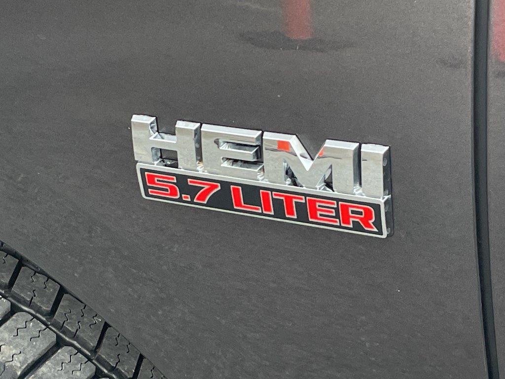 2020 RAM 1500 Classic Express Crew Cab 4x4 5'7' Box