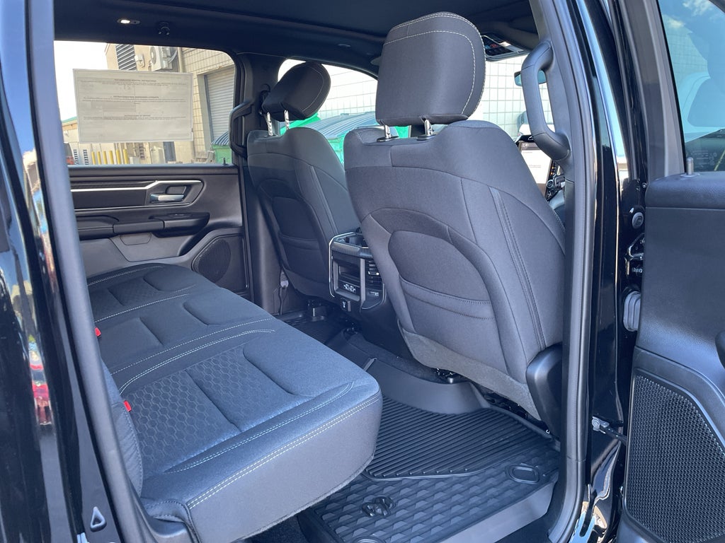 2026 RAM Ram 1500 RAM 1500 BIG HORN CREW CAB 4X2 5'7' BOX