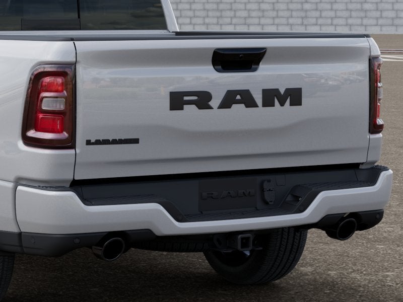 2026 RAM Ram 1500 RAM 1500 LARAMIE CREW CAB 4X2 5'7' BOX