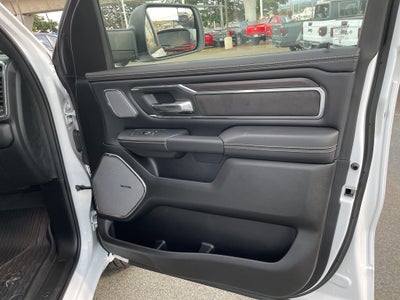 2025 RAM Ram 1500 RAM 1500 LARAMIE CREW CAB 4X2 5'7' BOX