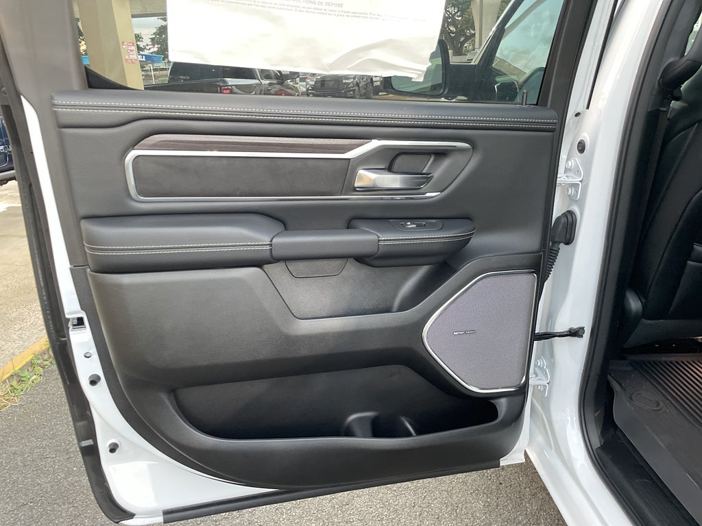 2025 RAM Ram 1500 RAM 1500 LARAMIE CREW CAB 4X2 5'7' BOX