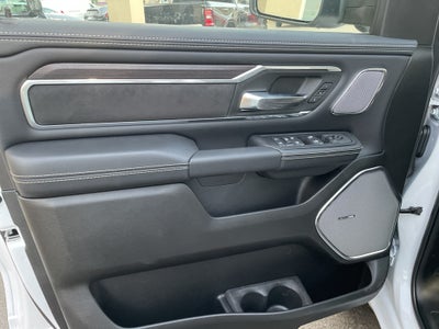 2025 RAM Ram 1500 RAM 1500 LARAMIE CREW CAB 4X2 5'7' BOX