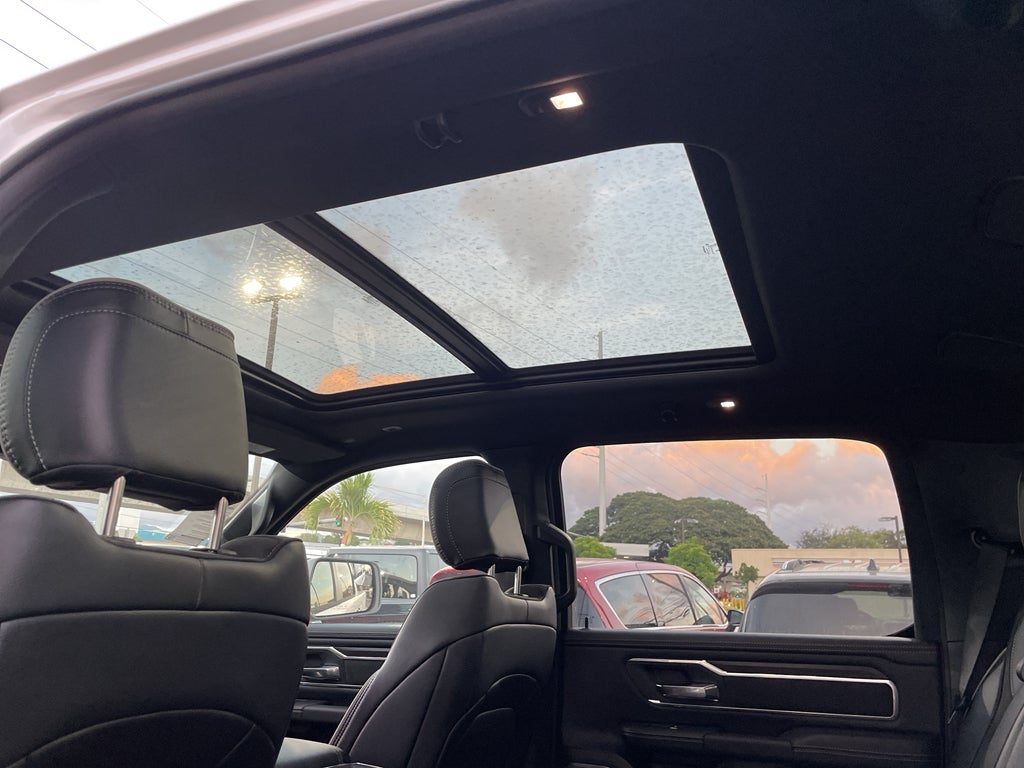 2025 RAM Ram 1500 RAM 1500 LARAMIE CREW CAB 4X2 5'7' BOX