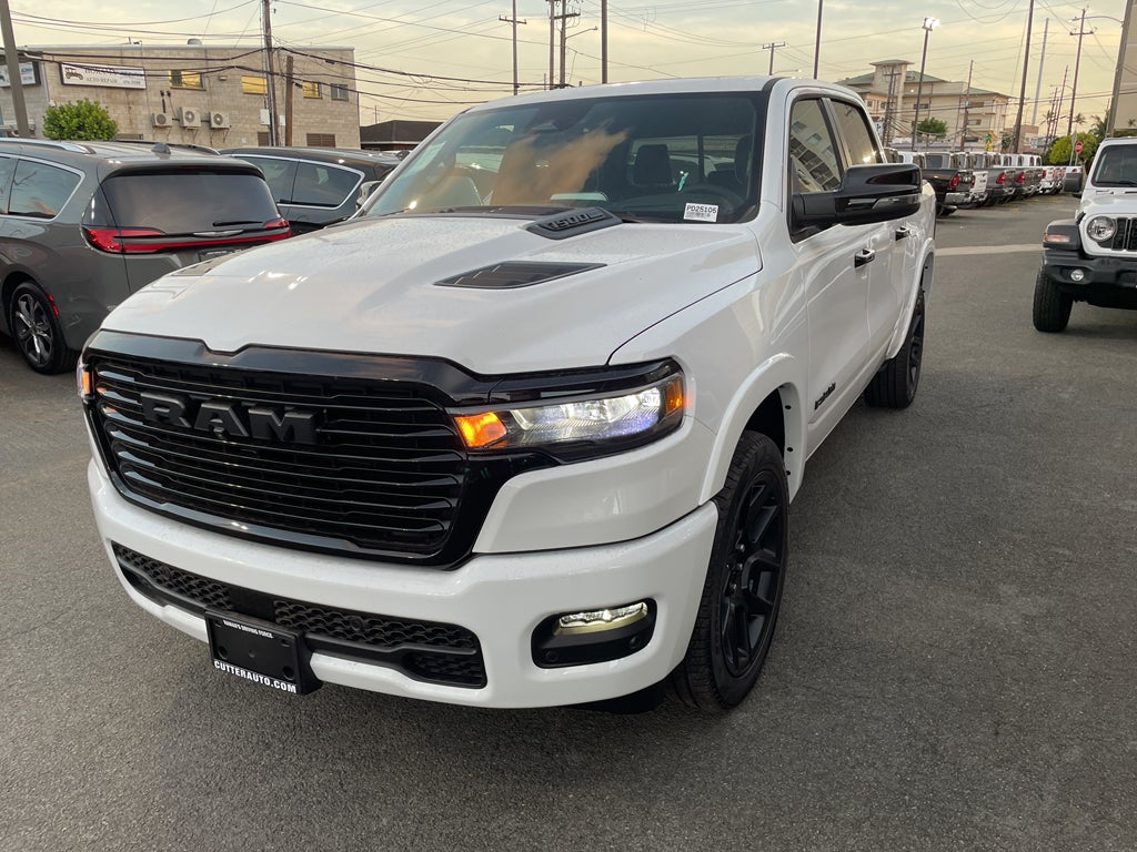 2025 RAM Ram 1500 RAM 1500 LARAMIE CREW CAB 4X2 5'7' BOX