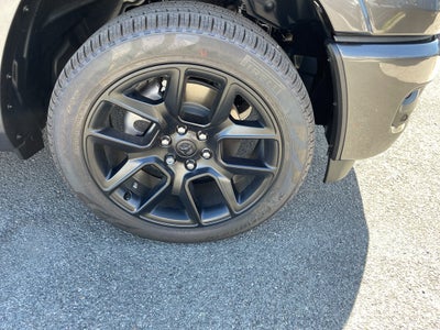 2025 RAM Ram 1500 RAM 1500 LARAMIE CREW CAB 4X2 5'7' BOX