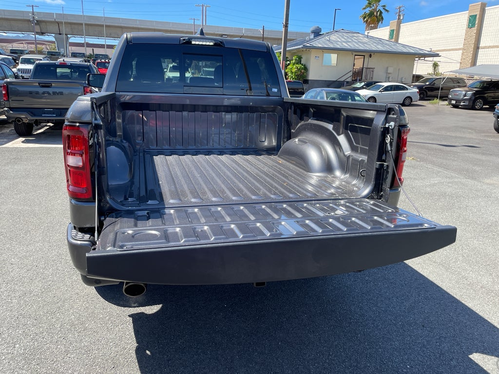 2025 RAM Ram 1500 RAM 1500 LARAMIE CREW CAB 4X2 5'7' BOX