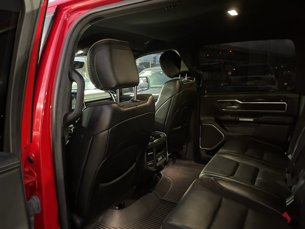 2022 RAM 1500 Laramie Crew Cab 4x2 5'7' Box