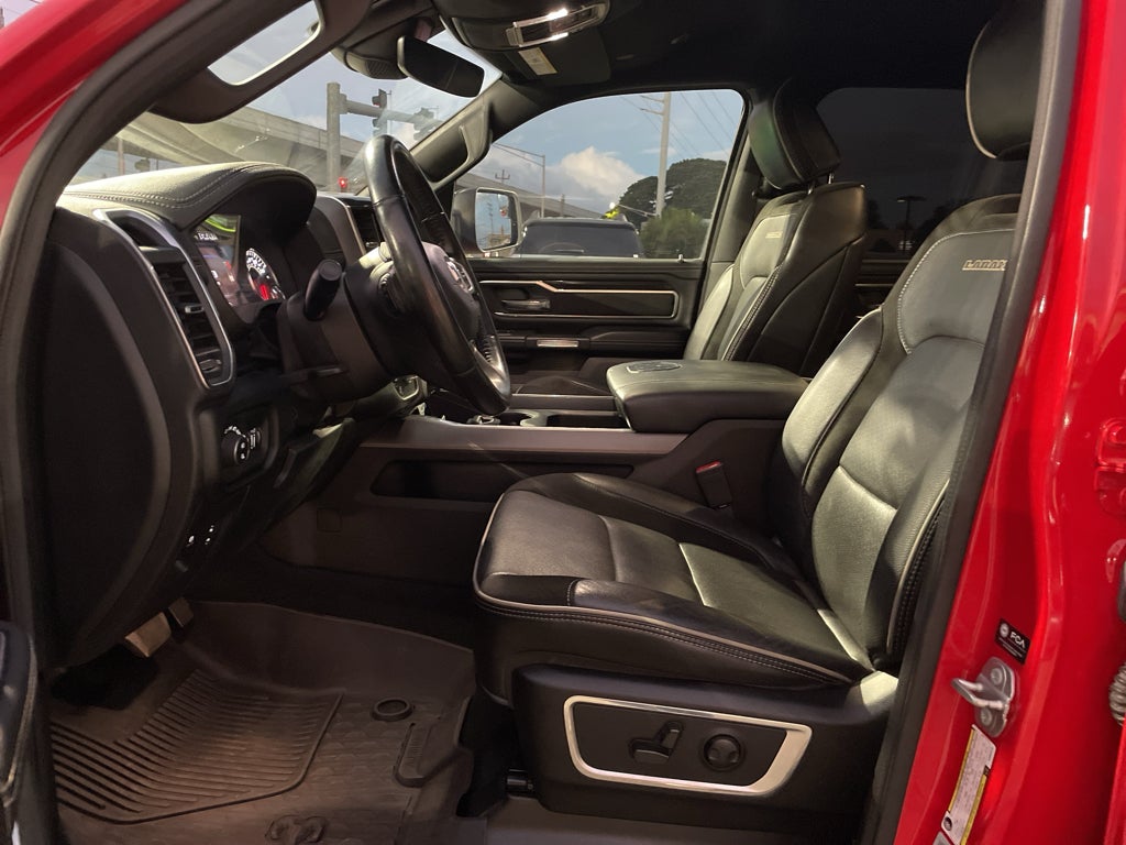 2022 RAM 1500 Laramie Crew Cab 4x2 5'7' Box