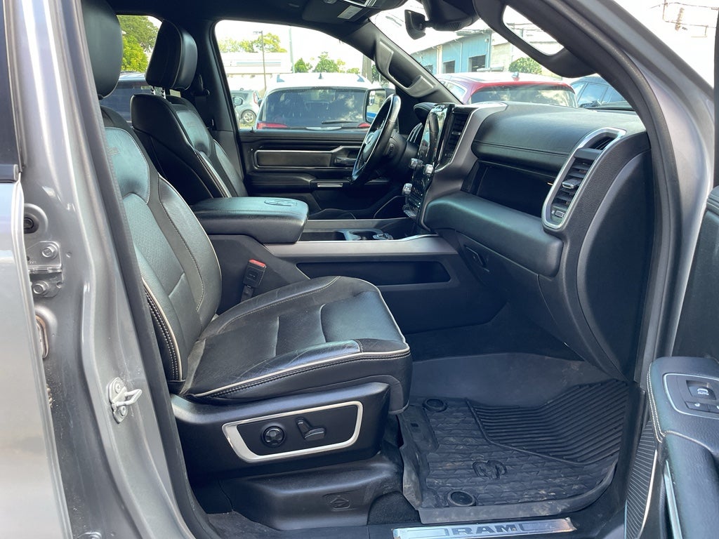 2021 RAM 1500 Laramie Crew Cab 4x2 5'7' Box