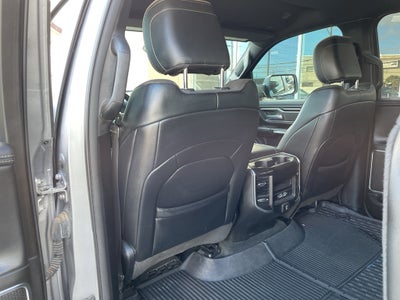 2021 RAM 1500 Laramie Crew Cab 4x2 5'7' Box