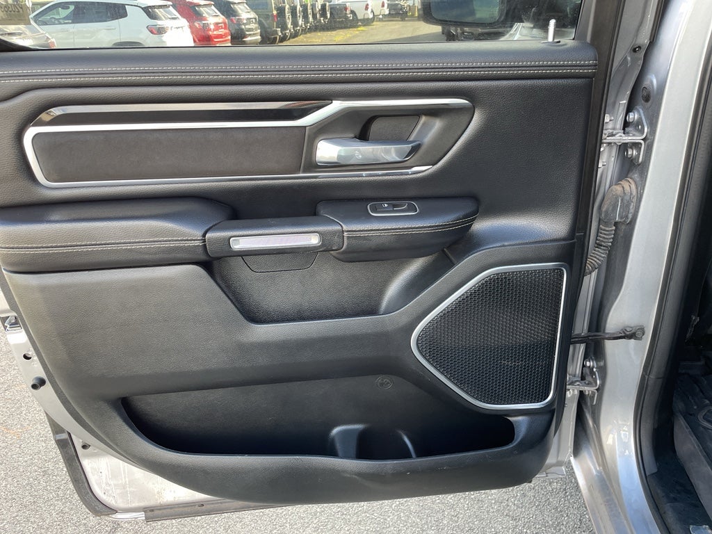 2021 RAM 1500 Laramie Crew Cab 4x2 5'7' Box