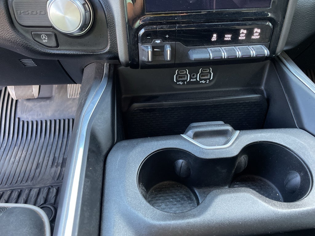 2021 RAM 1500 Laramie Crew Cab 4x2 5'7' Box