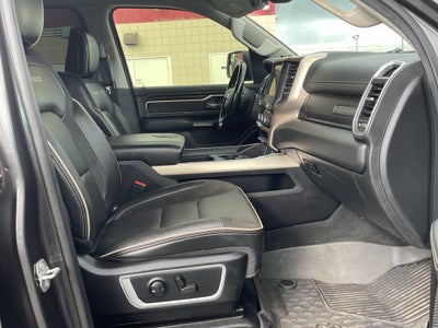 2022 RAM 1500 Laramie Crew Cab 4x4 5'7' Box