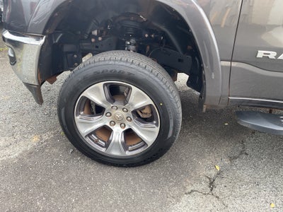 2022 RAM 1500 Laramie Crew Cab 4x4 5'7' Box