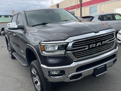 2022 RAM 1500 Laramie Crew Cab 4x4 5'7' Box
