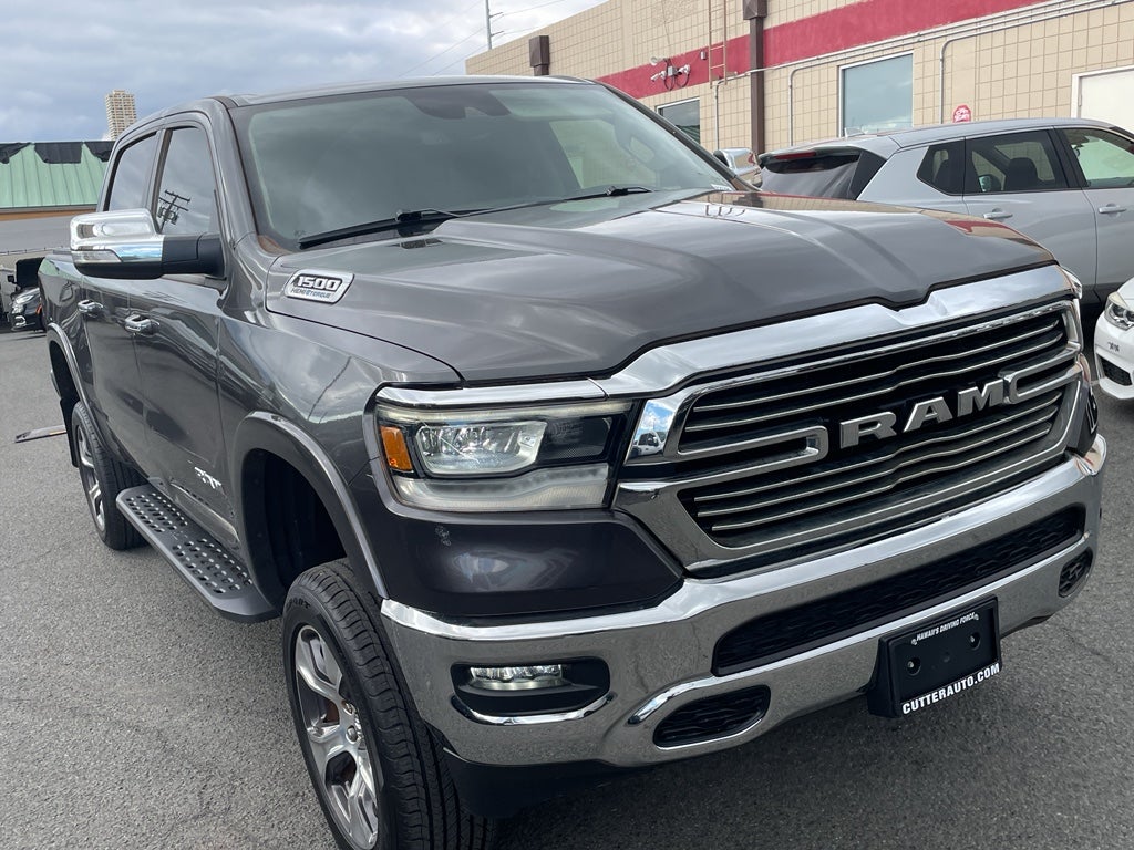2022 RAM 1500 Laramie Crew Cab 4x4 5'7' Box
