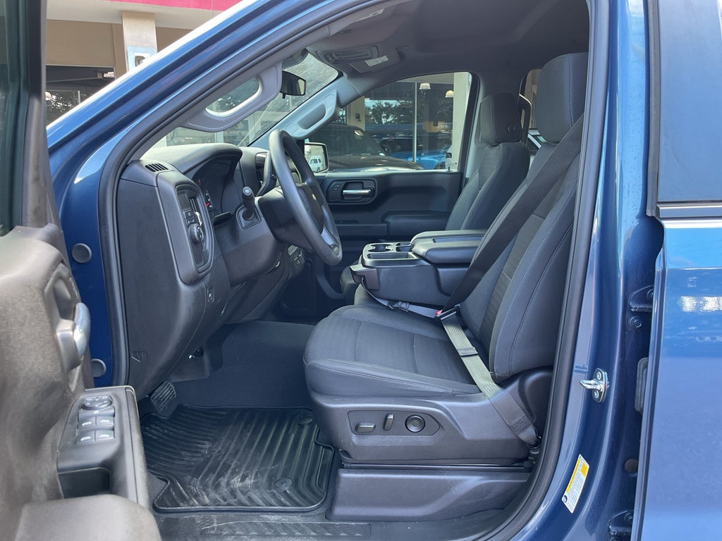 2024 Chevrolet Silverado 1500 2WD Crew Cab Short Bed Custom